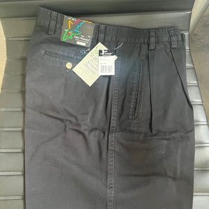 NWT Greg Norman Black Golf Shorts